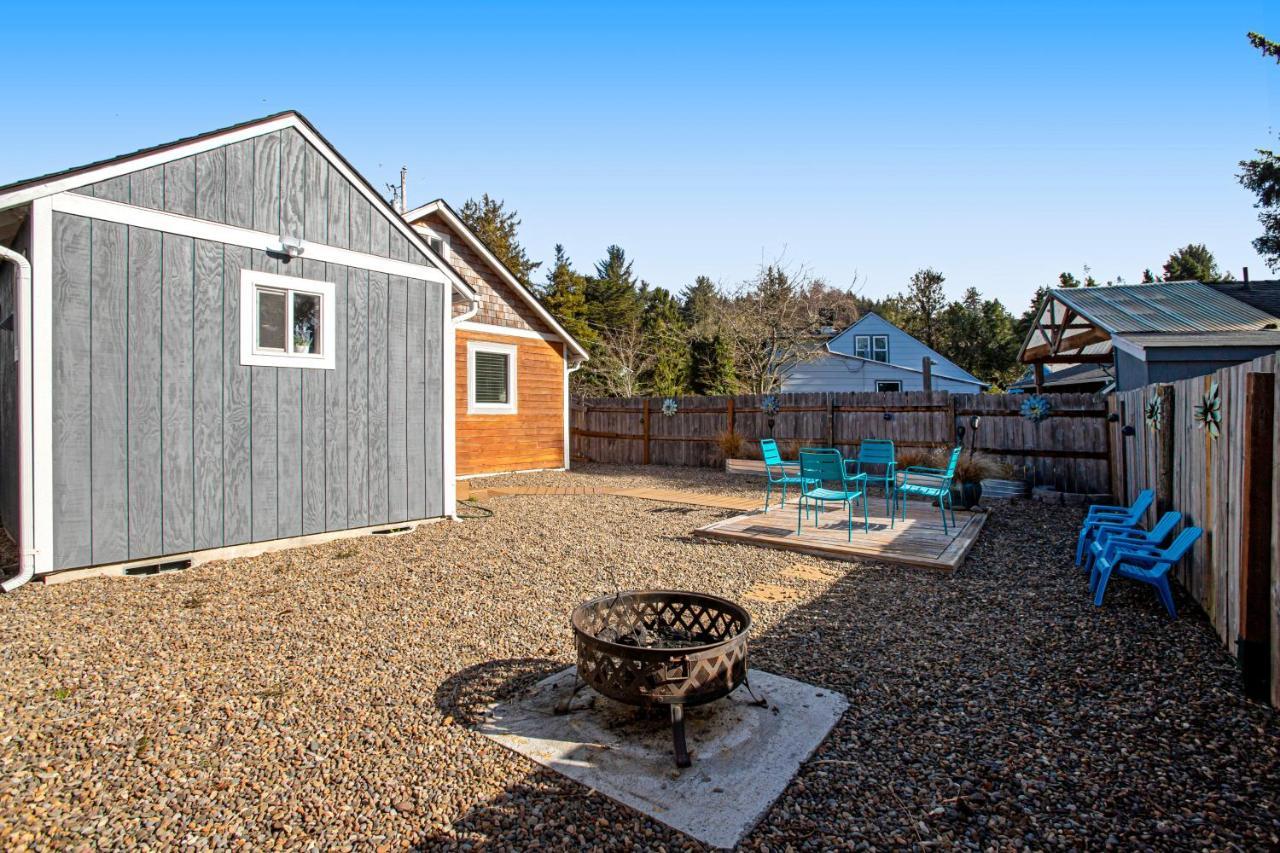 Siletz Bay Getaway Villa Lincoln City Buitenkant foto